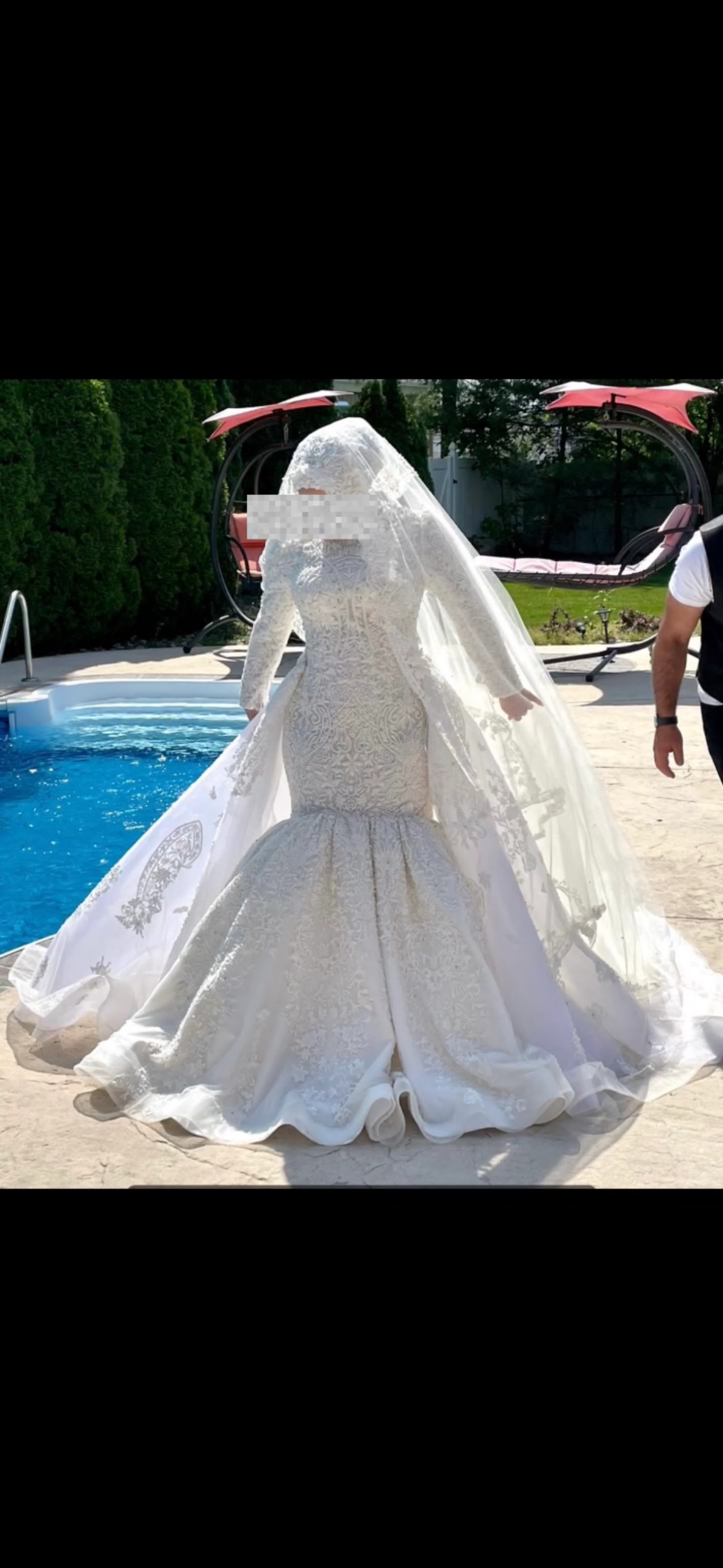 273: Wedding Dress (8)