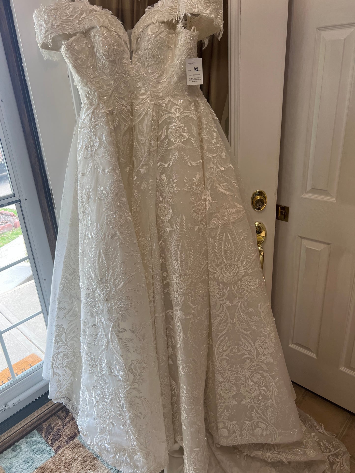 276: Wedding Dress (14)