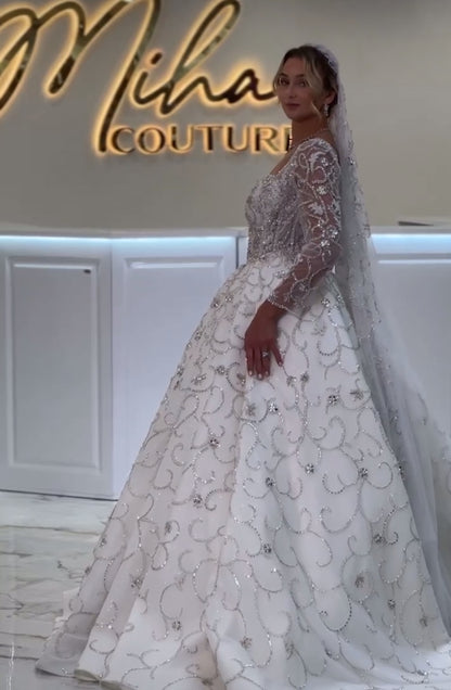 232: Wedding Dress (6-10)
