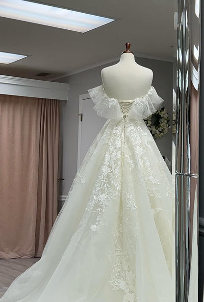 59: Wedding Dress (10)