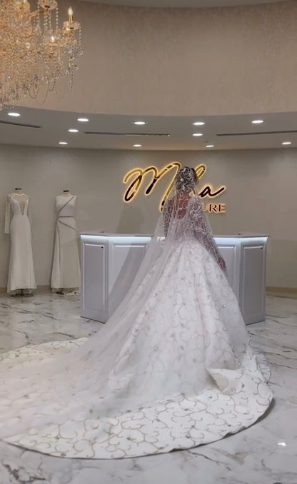 232: Wedding Dress (6-10)
