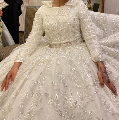229: Wedding Dress (4-6)