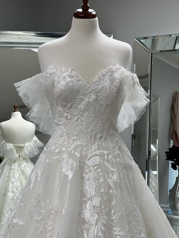 59: Wedding Dress (10)