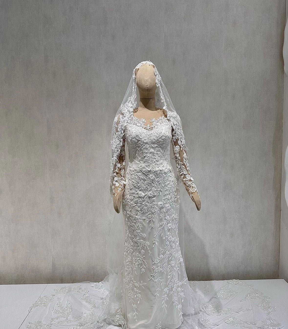 29: Wedding Dress (6)