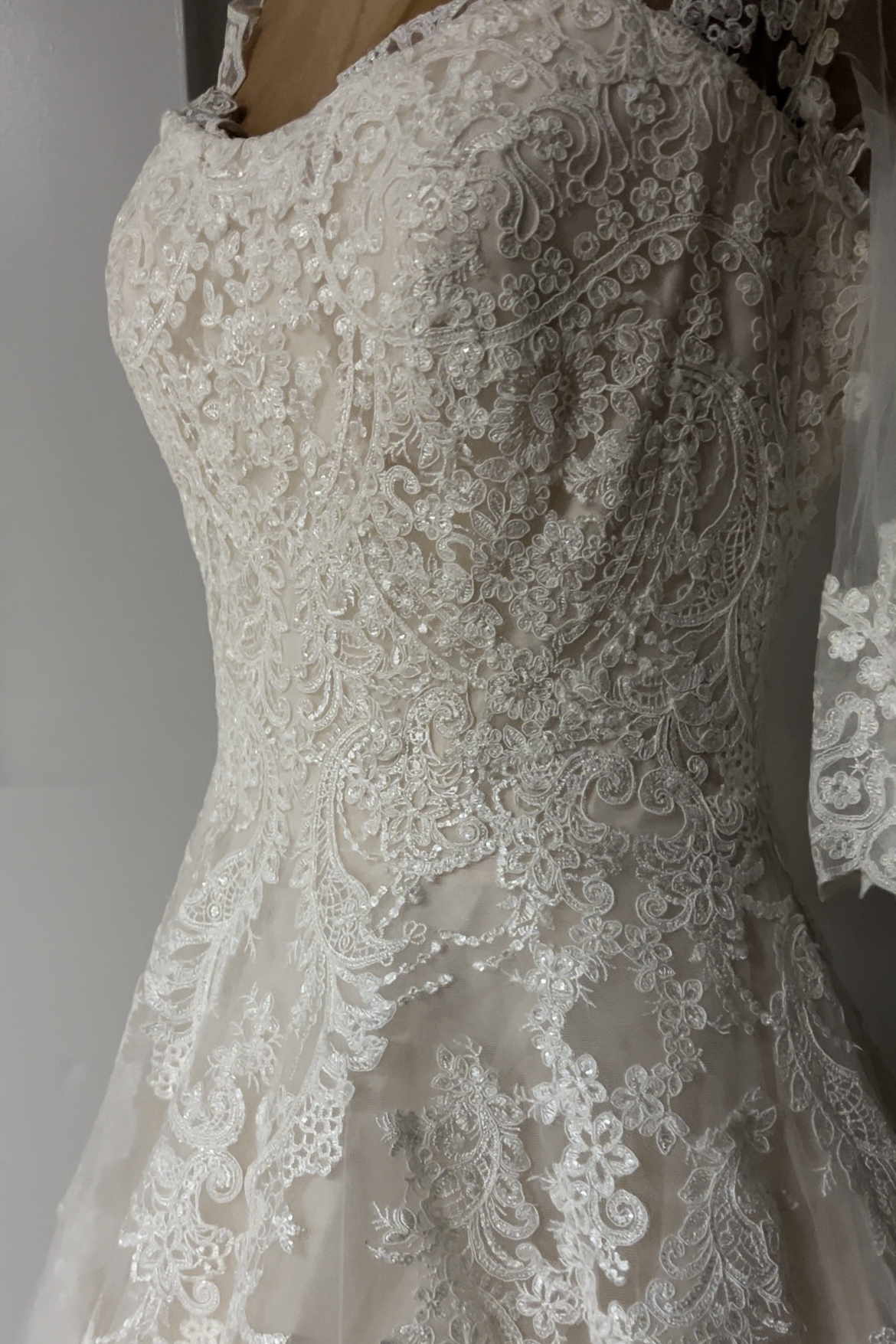 04: Wedding Dress (12)