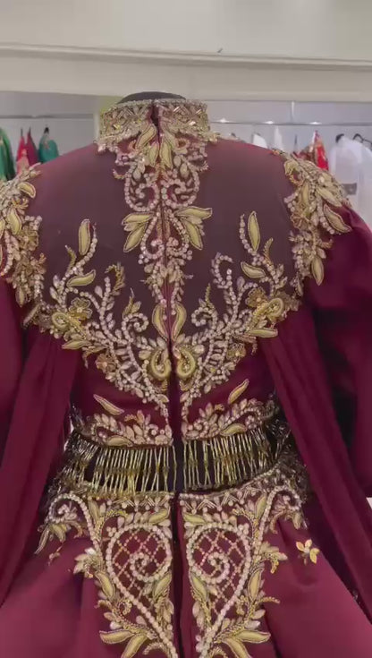 280: Traditional Dress (s)
