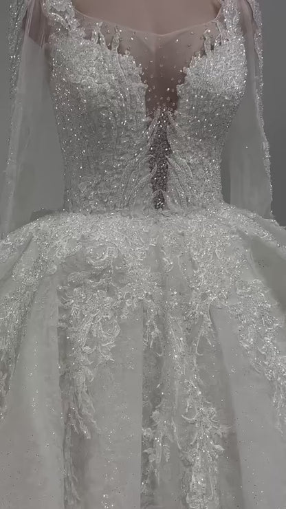 143: Wedding Dress (4-8)